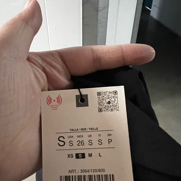 Zara Black Ruched Halter Button Vest Top - Picture 3 of 3